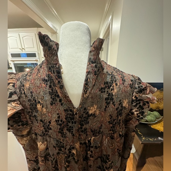 Knox Rose Smocked Ruffle Flowy Boho Blouse - Picture 9 of 11